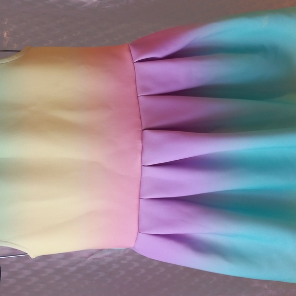 H&M Short Rainbow Dress For Girls Size 8-10 Y - Picture 3 of 9